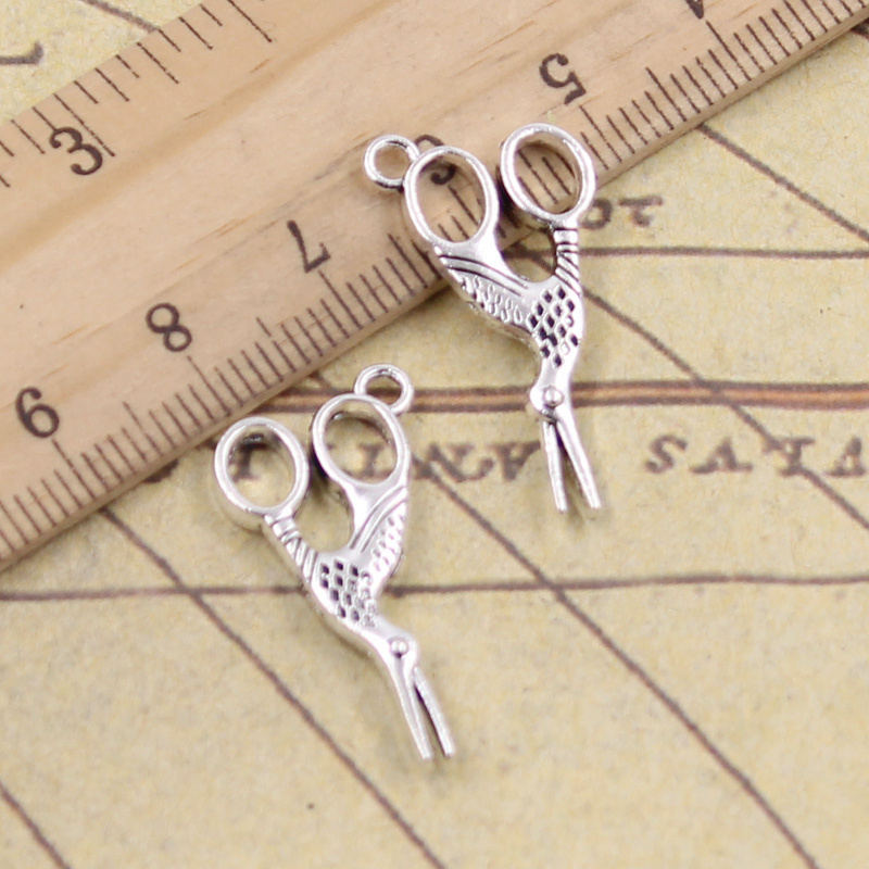 Vintage Fashion Finds - 20 pçs encantos sewings tesoura 28x15mm