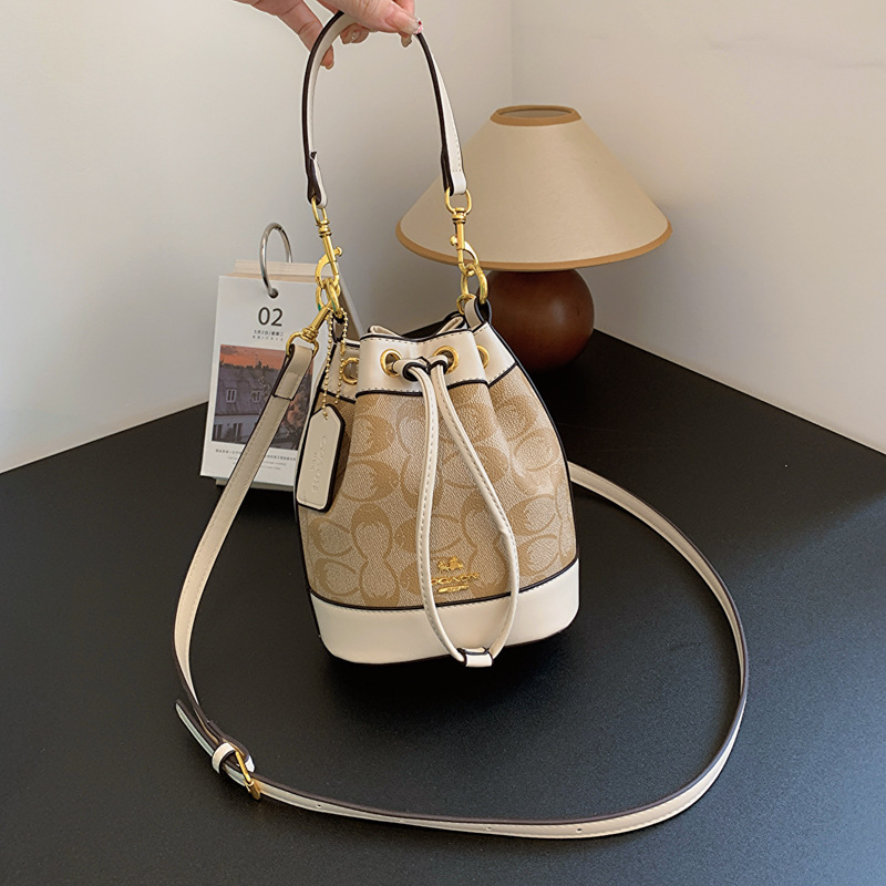 Nova bolsa vintage feminina es - Vintage Fashion Boutique avaliação e preço