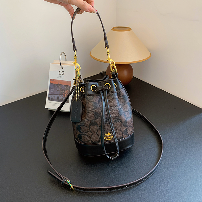 Nova bolsa vintage feminina es - Vintage Fashion Boutique avaliação e preço